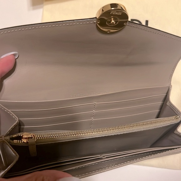 Fendi Logo Plaque Continental Wallet - Picture 15 of 17